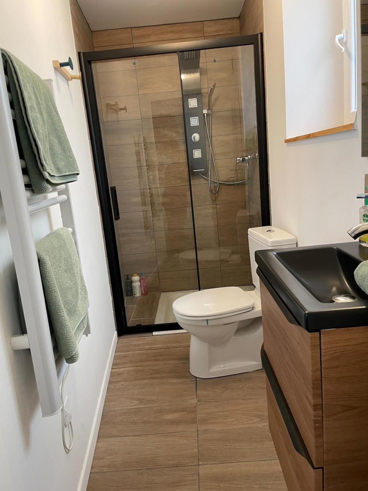 Apartment Magnifique Studio, Centre Ville, Climatisation, Gare